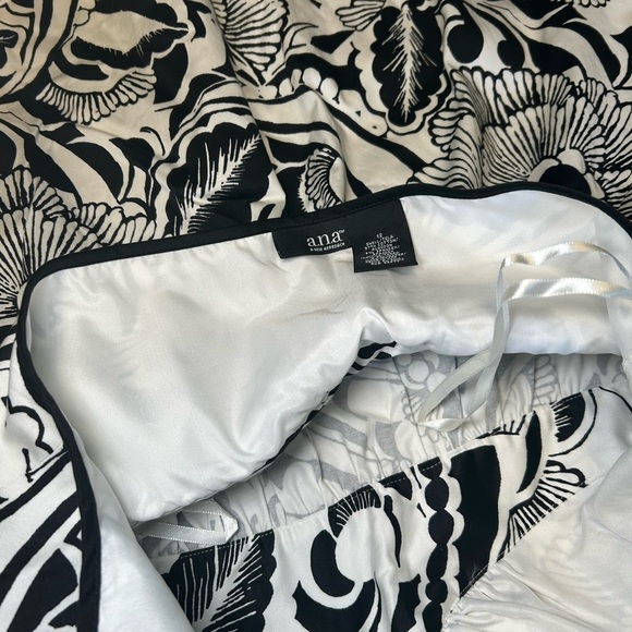 NWT a.n.a BLACK WHITE FLORAL PRINT COTTON HALTER SIDE ZIP DRESS, SIZE 12 - Picture 14 of 15